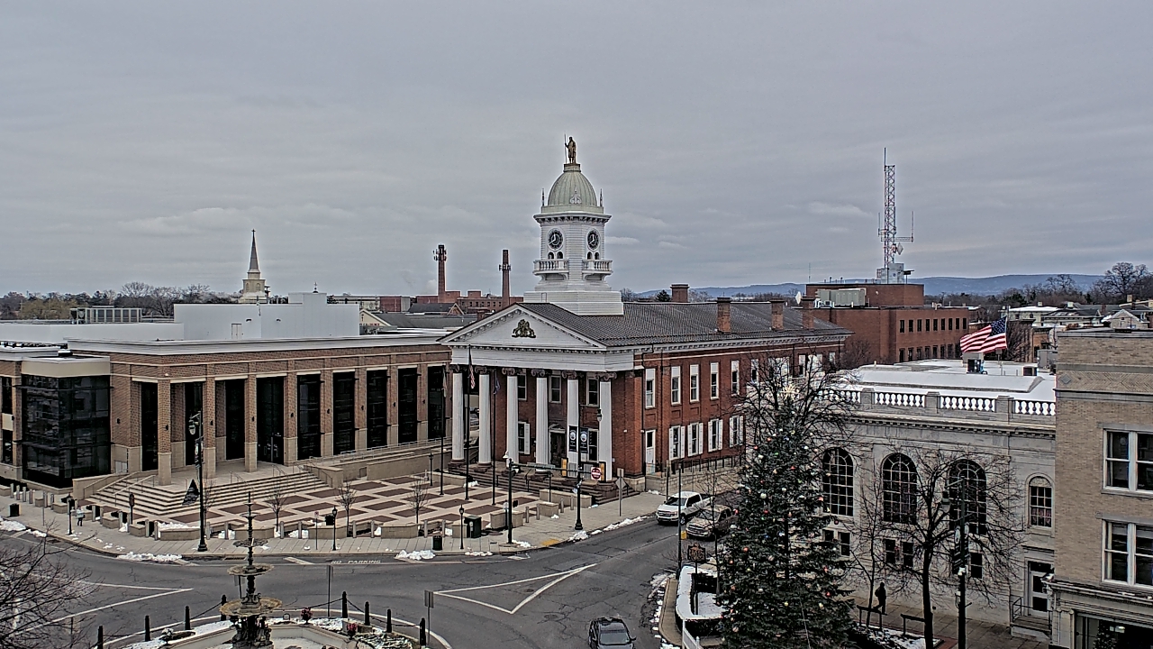 Thumbnail for current weather camera view from Franklin County 11-30 Visitors Center in Chambersburg, Pennsylvania