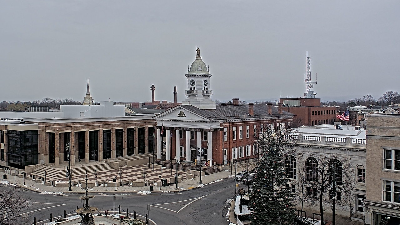 Thumbnail for current weather camera view from Franklin County 11-30 Visitors Center in Chambersburg, Pennsylvania