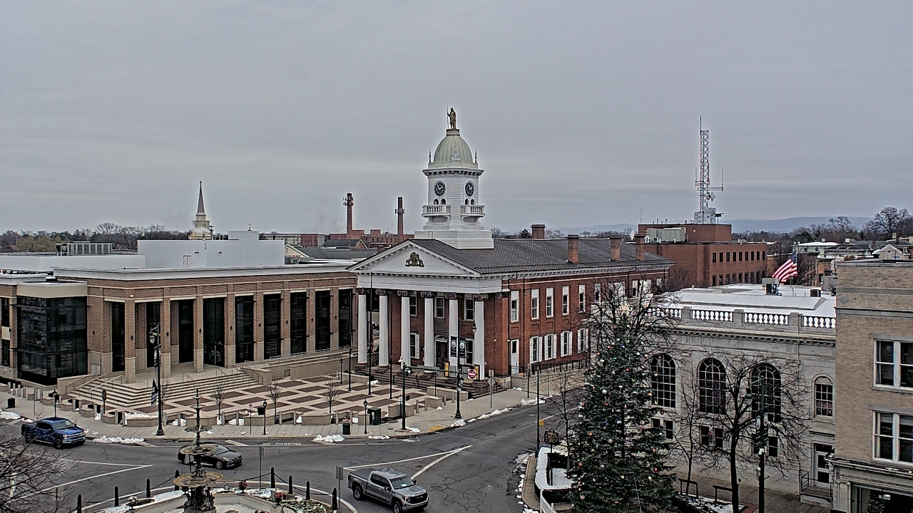 Thumbnail for current weather camera view from Franklin County 11-30 Visitors Center in Chambersburg, Pennsylvania