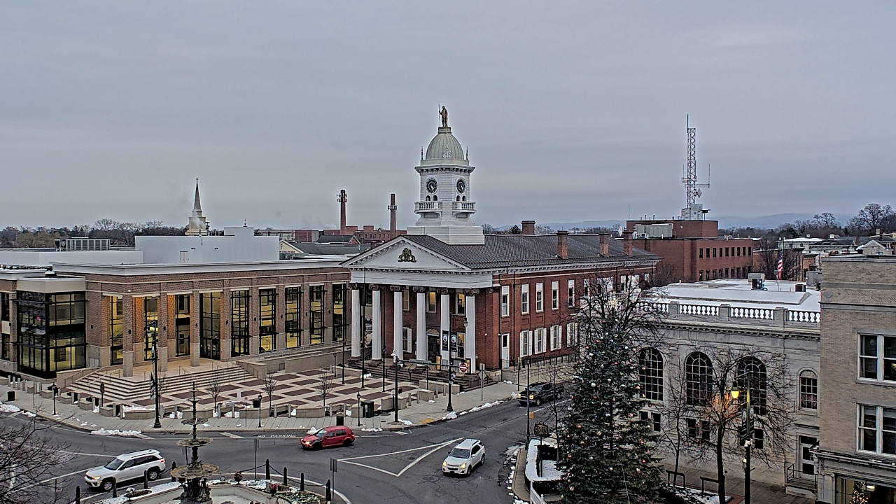 Thumbnail for current weather camera view from Franklin County 11-30 Visitors Center in Chambersburg, Pennsylvania