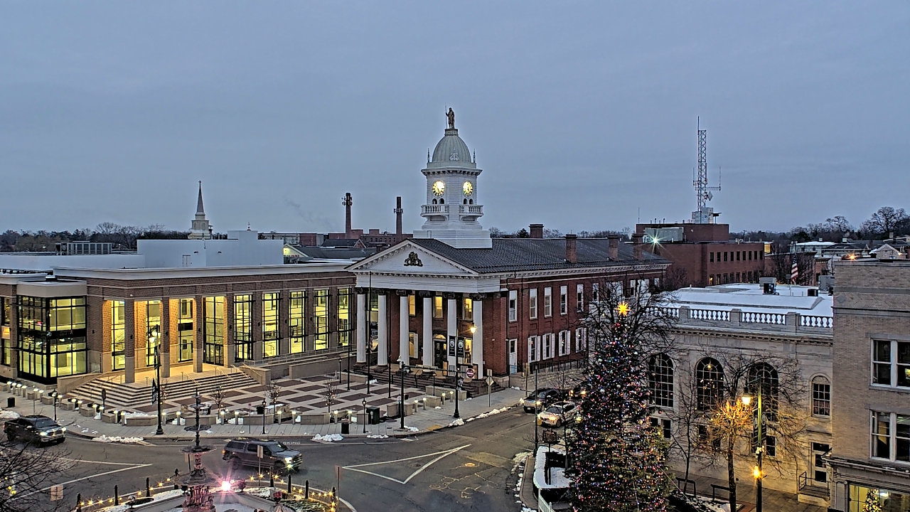 Thumbnail for current weather camera view from Franklin County 11-30 Visitors Center in Chambersburg, Pennsylvania