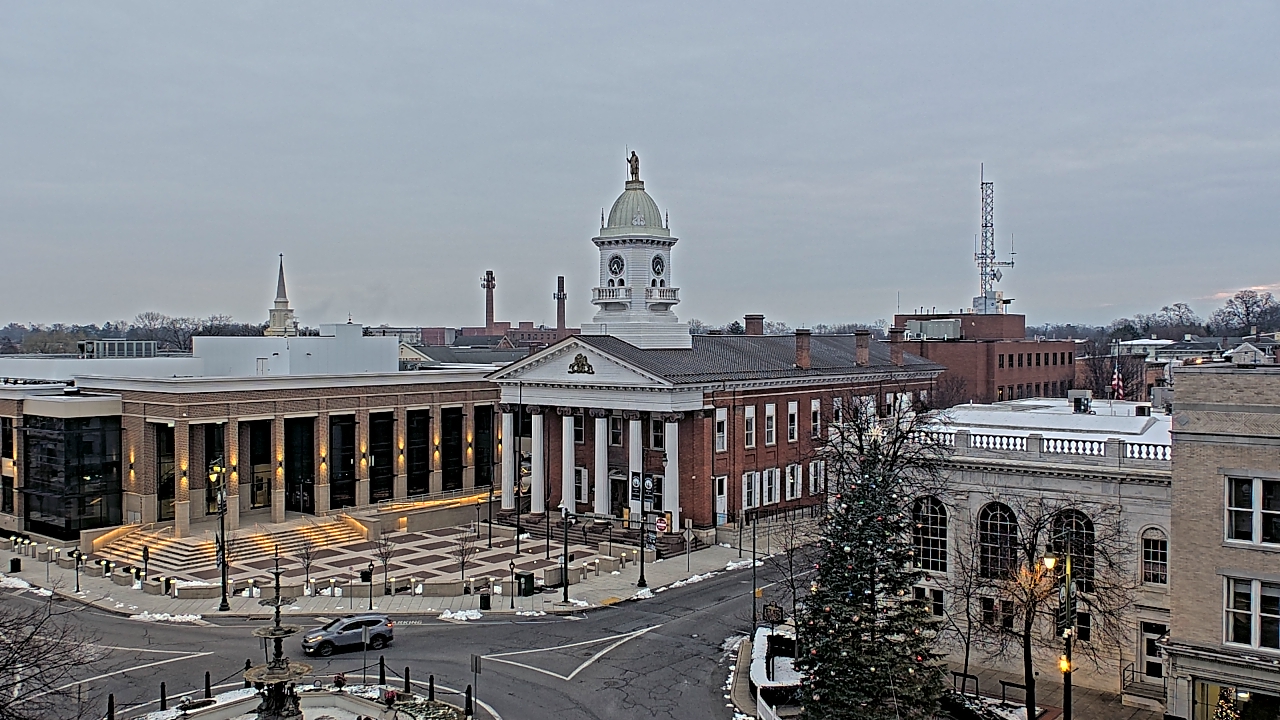 Thumbnail for current weather camera view from Franklin County 11-30 Visitors Center in Chambersburg, Pennsylvania