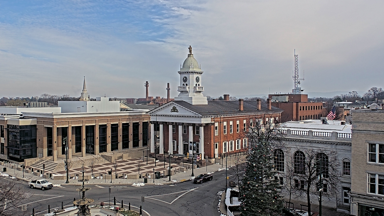 Thumbnail for current weather camera view from Franklin County 11-30 Visitors Center in Chambersburg, Pennsylvania