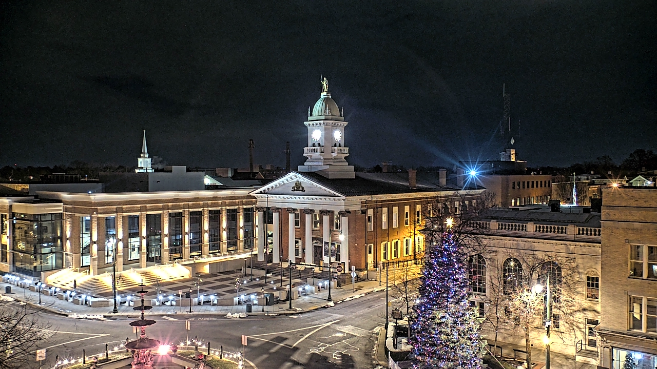 Thumbnail for current weather camera view from Franklin County 11-30 Visitors Center in Chambersburg, Pennsylvania