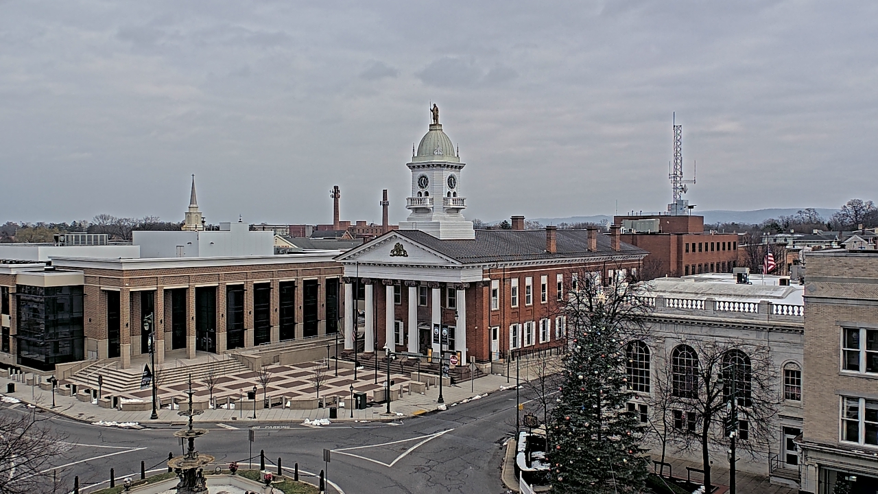Thumbnail for current weather camera view from Franklin County 11-30 Visitors Center in Chambersburg, Pennsylvania