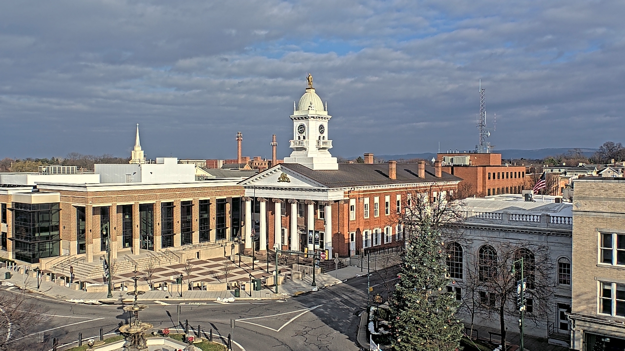Thumbnail for current weather camera view from Franklin County 11-30 Visitors Center in Chambersburg, Pennsylvania