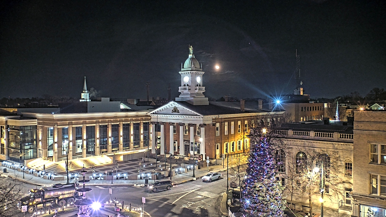 Thumbnail for current weather camera view from Franklin County 11-30 Visitors Center in Chambersburg, Pennsylvania