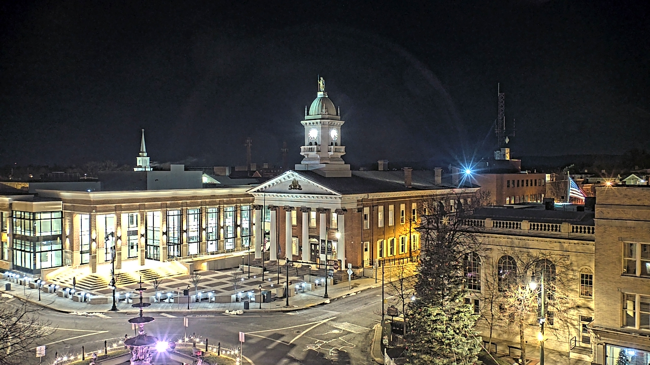 Thumbnail for current weather camera view from Franklin County 11-30 Visitors Center in Chambersburg, Pennsylvania