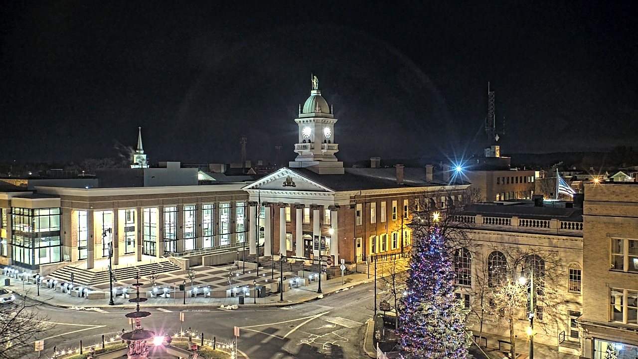 Thumbnail for current weather camera view from Franklin County 11-30 Visitors Center in Chambersburg, Pennsylvania