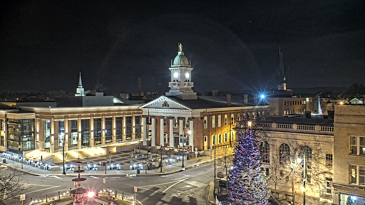 Thumbnail for current weather camera view from Franklin County 11-30 Visitors Center in Chambersburg, Pennsylvania