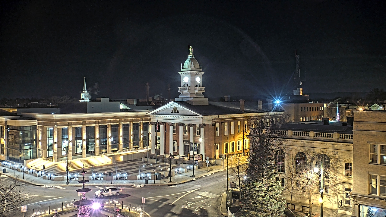 Thumbnail for current weather camera view from Franklin County 11-30 Visitors Center in Chambersburg, Pennsylvania