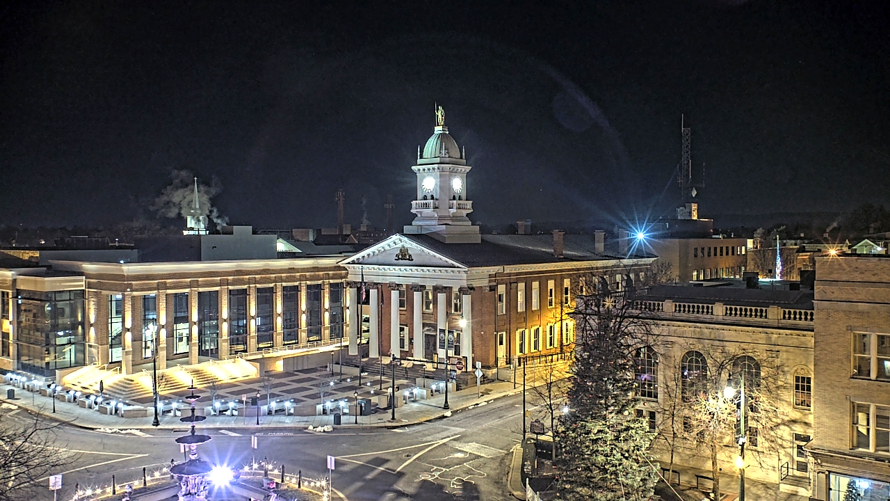 Thumbnail for current weather camera view from Franklin County 11-30 Visitors Center in Chambersburg, Pennsylvania