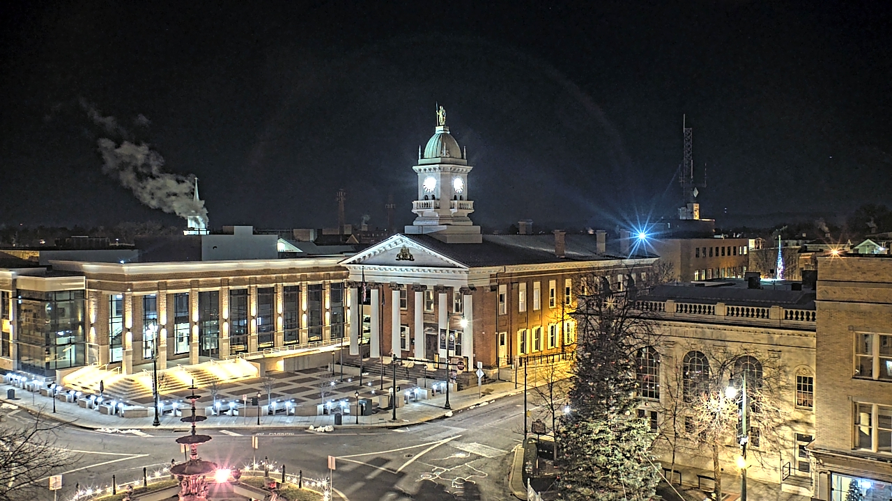 Thumbnail for current weather camera view from Franklin County 11-30 Visitors Center in Chambersburg, Pennsylvania