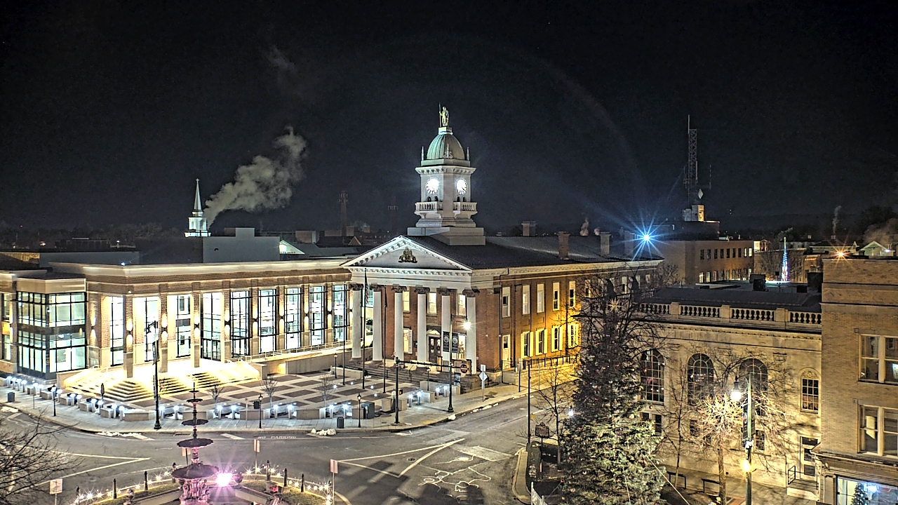 Thumbnail for current weather camera view from Franklin County 11-30 Visitors Center in Chambersburg, Pennsylvania