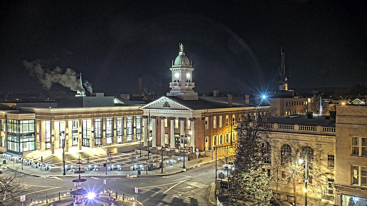 Thumbnail for current weather camera view from Franklin County 11-30 Visitors Center in Chambersburg, Pennsylvania