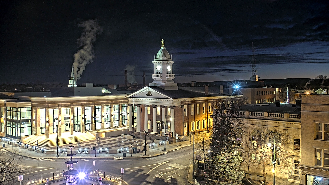 Thumbnail for current weather camera view from Franklin County 11-30 Visitors Center in Chambersburg, Pennsylvania