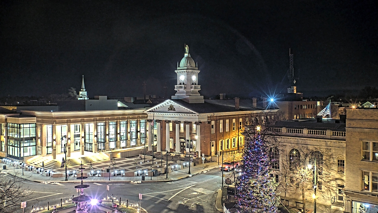 Thumbnail for current weather camera view from Franklin County 11-30 Visitors Center in Chambersburg, Pennsylvania