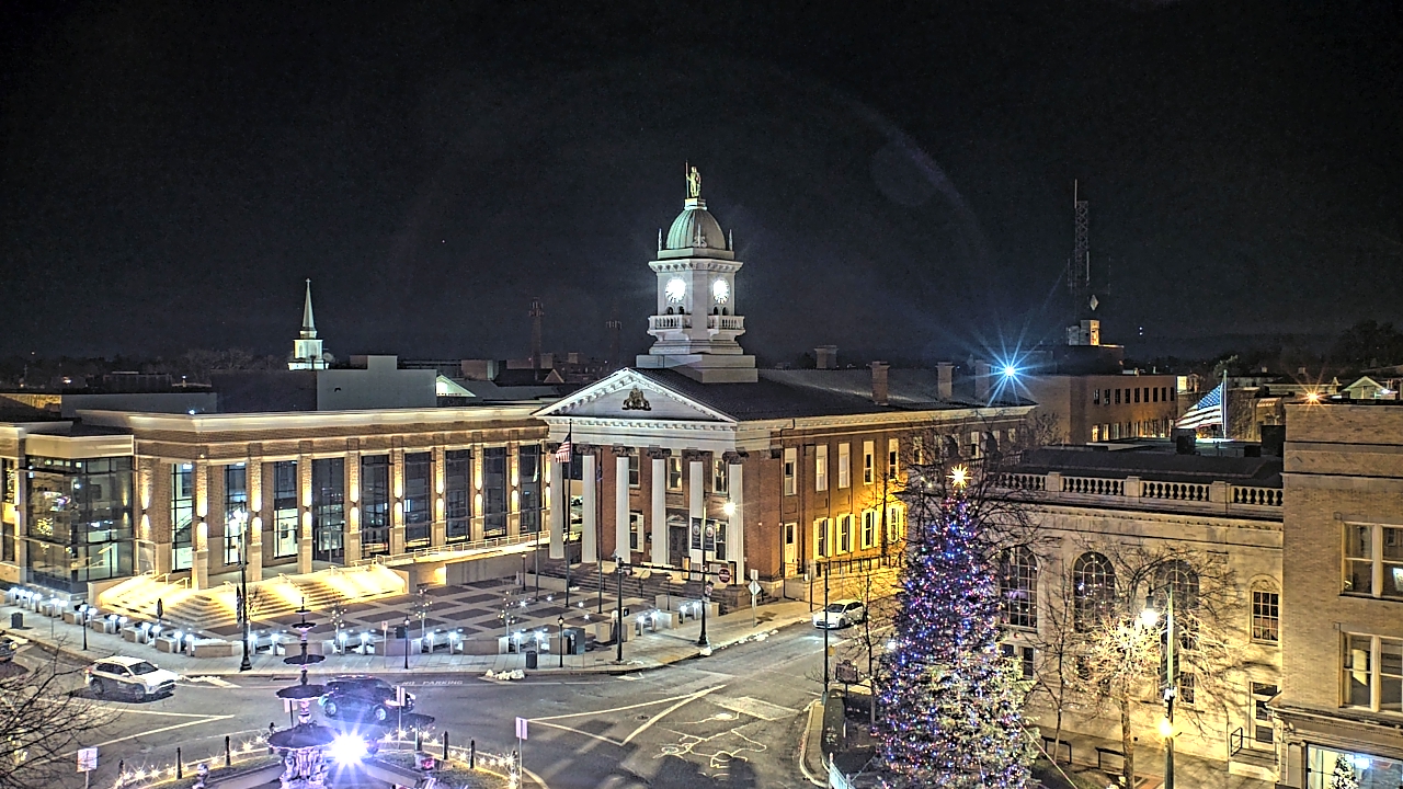 Thumbnail for current weather camera view from Franklin County 11-30 Visitors Center in Chambersburg, Pennsylvania