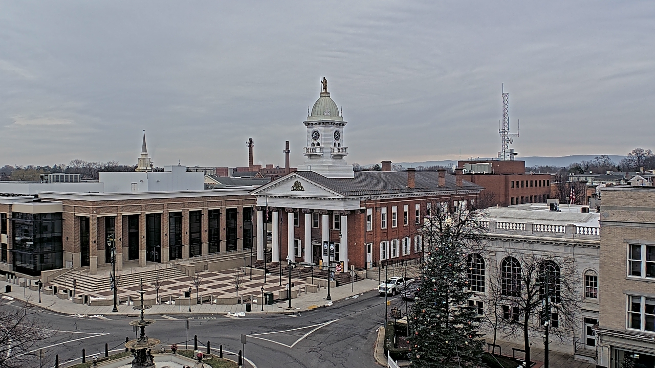 Thumbnail for current weather camera view from Franklin County 11-30 Visitors Center in Chambersburg, Pennsylvania