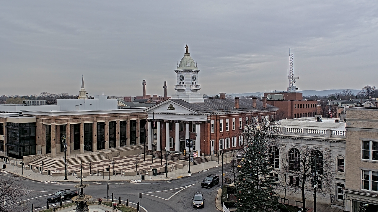Thumbnail for current weather camera view from Franklin County 11-30 Visitors Center in Chambersburg, Pennsylvania