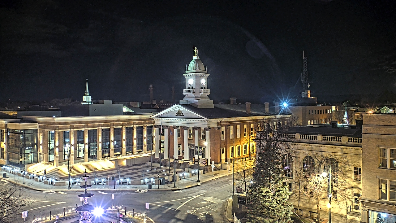 Thumbnail for current weather camera view from Franklin County 11-30 Visitors Center in Chambersburg, Pennsylvania