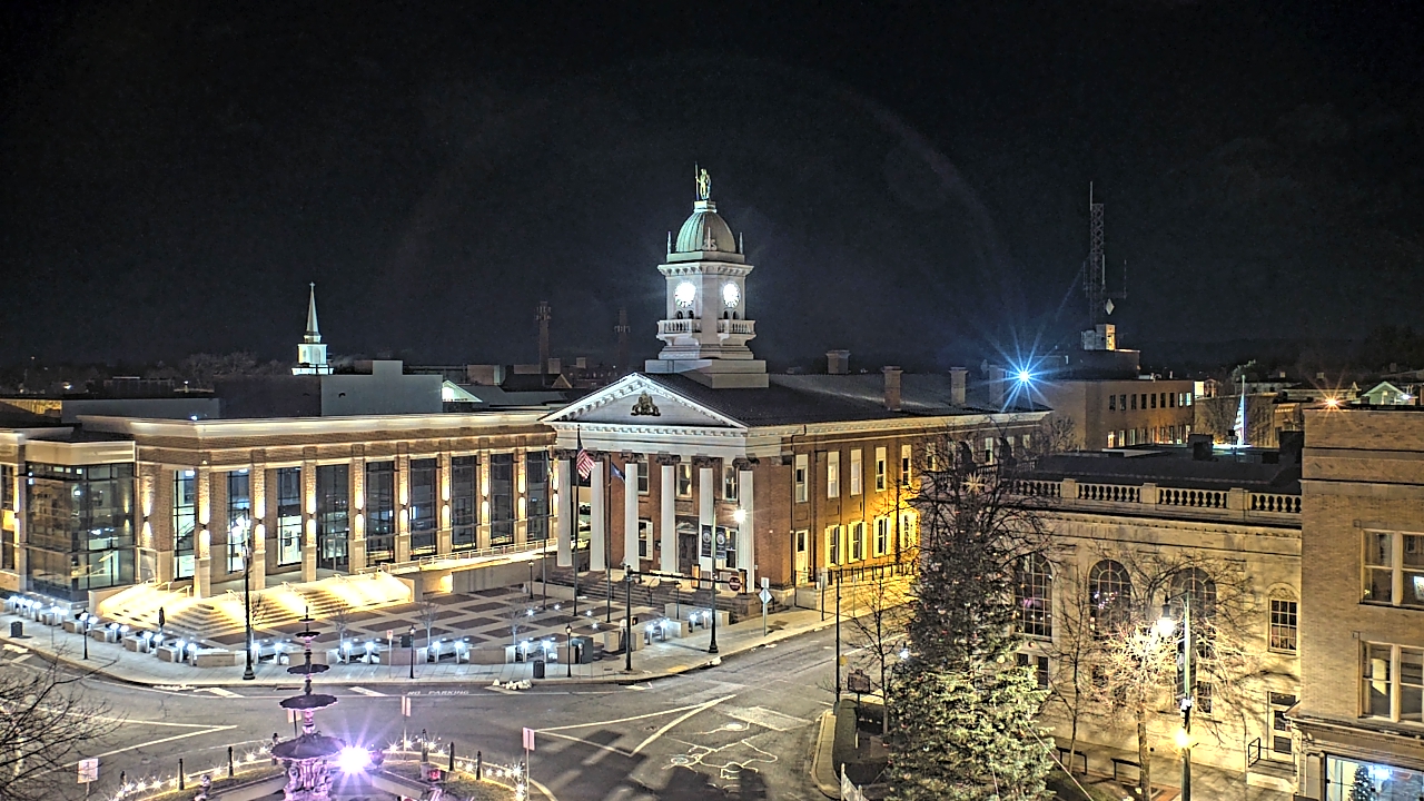 Thumbnail for current weather camera view from Franklin County 11-30 Visitors Center in Chambersburg, Pennsylvania