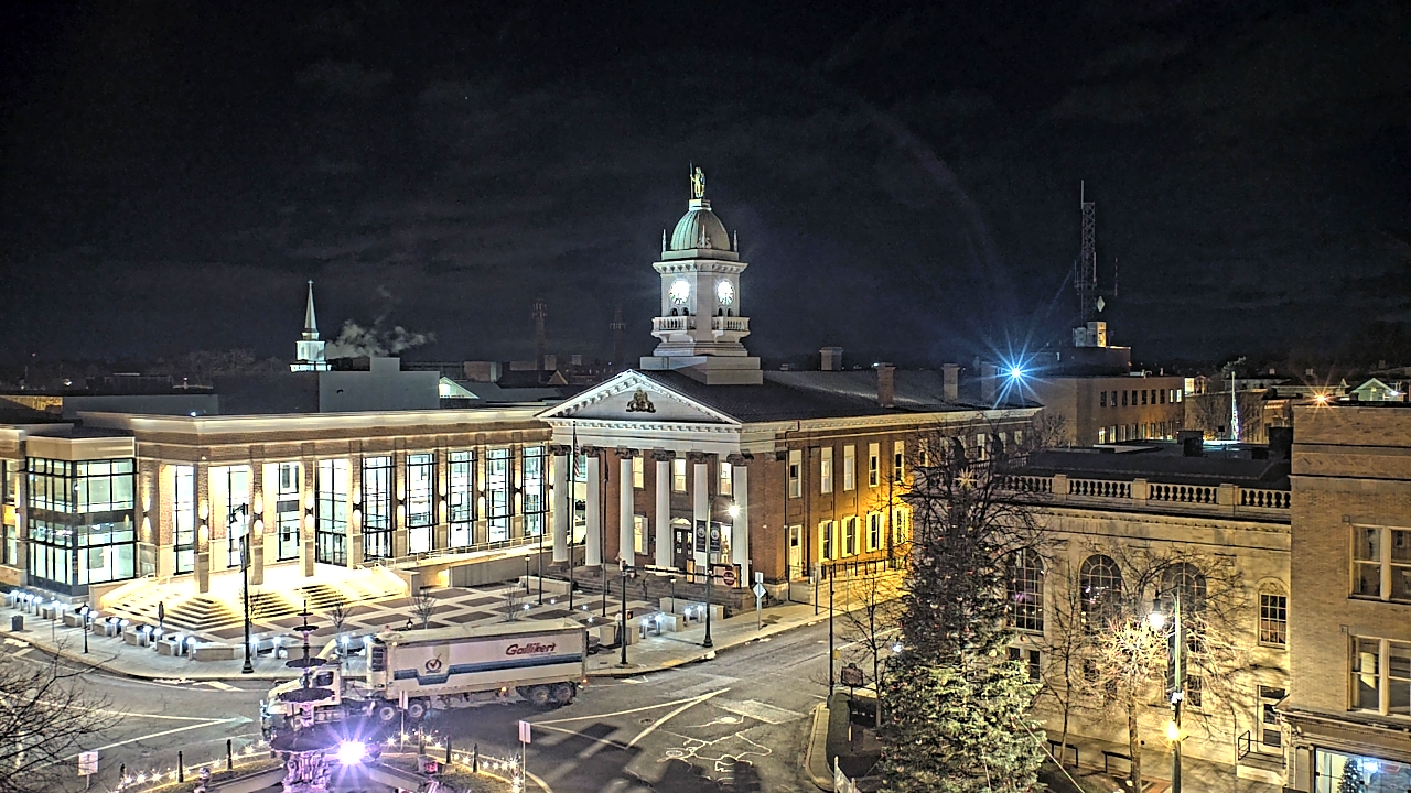 Thumbnail for current weather camera view from Franklin County 11-30 Visitors Center in Chambersburg, Pennsylvania