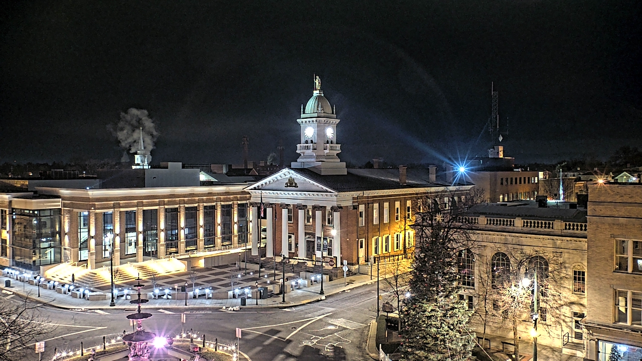 Thumbnail for current weather camera view from Franklin County 11-30 Visitors Center in Chambersburg, Pennsylvania