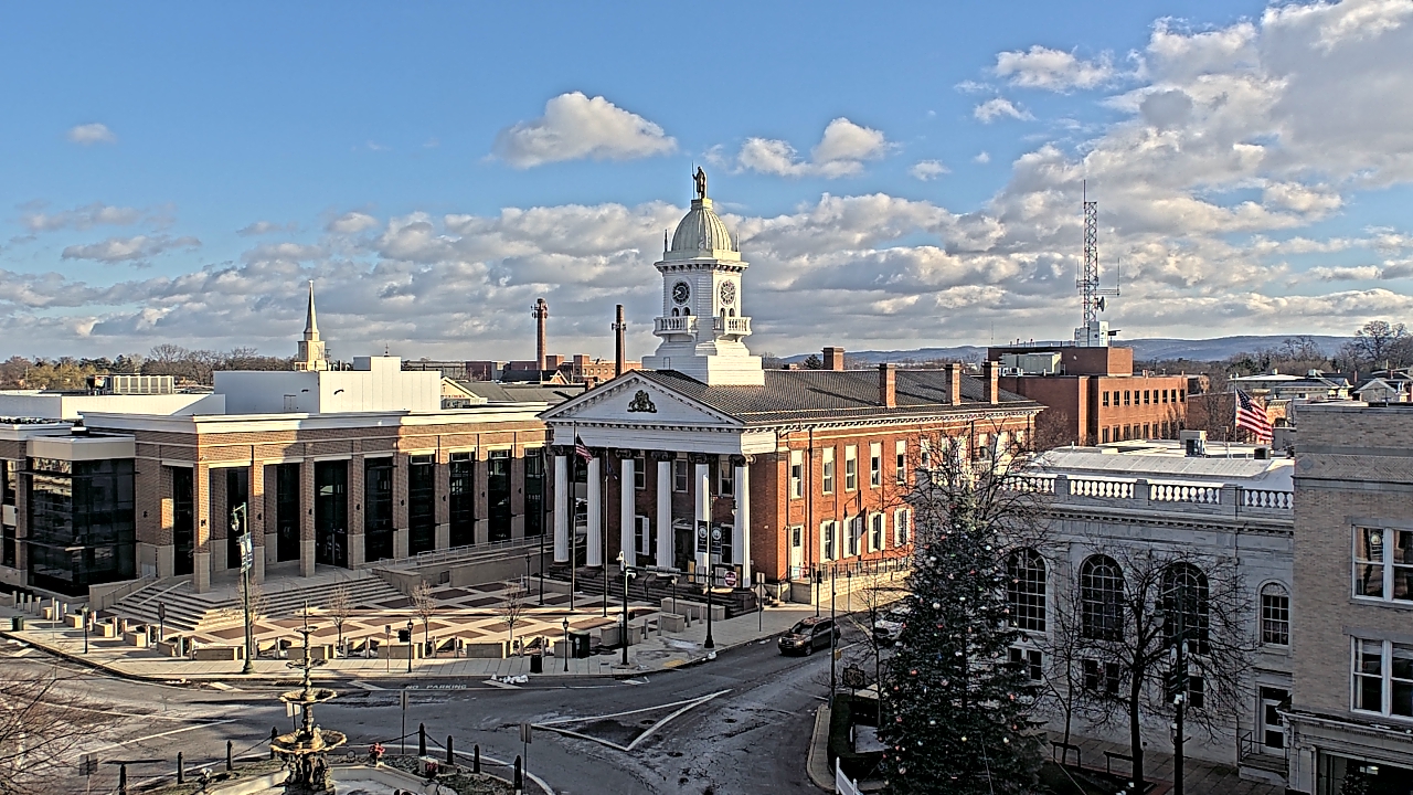 Thumbnail for current weather camera view from Franklin County 11-30 Visitors Center in Chambersburg, Pennsylvania