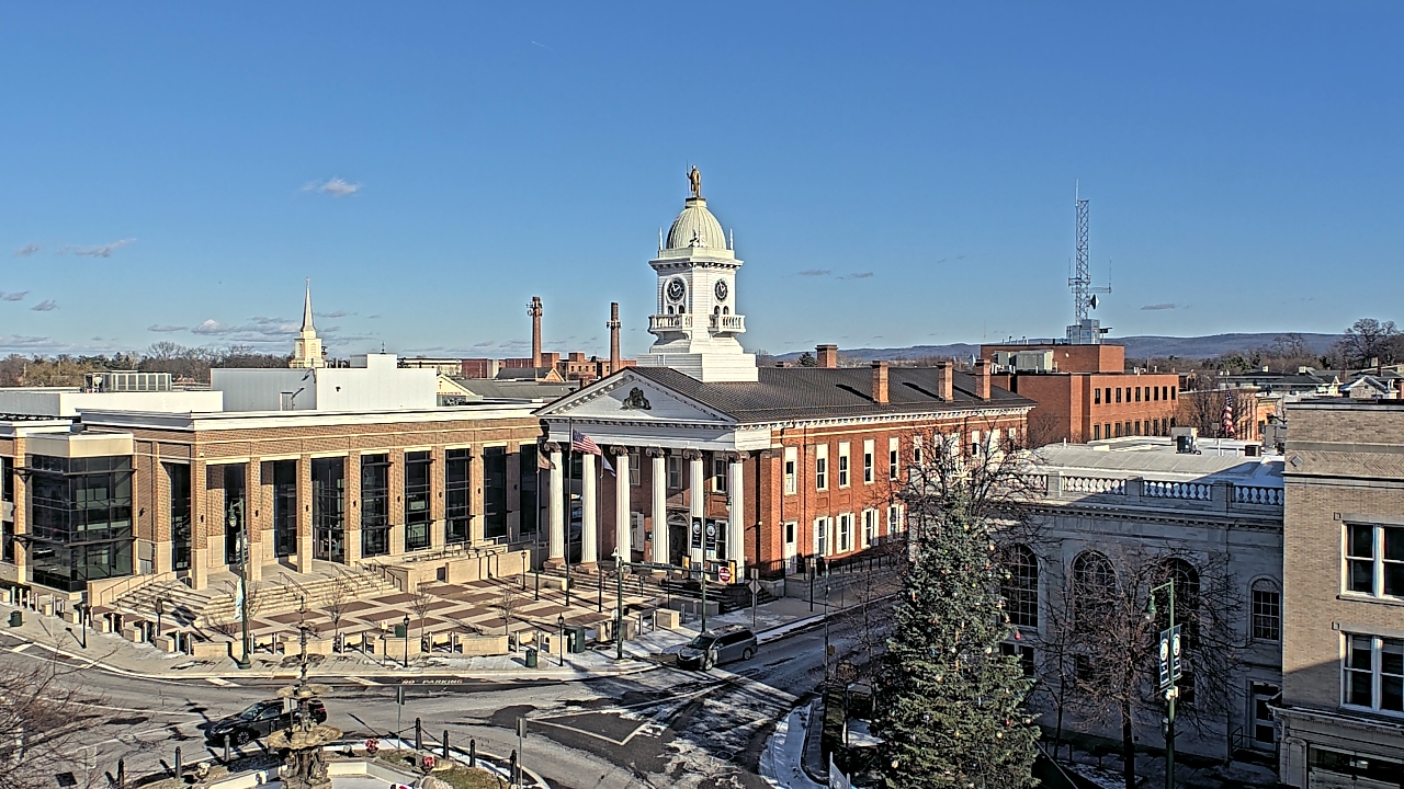 Thumbnail for current weather camera view from Franklin County 11-30 Visitors Center in Chambersburg, Pennsylvania