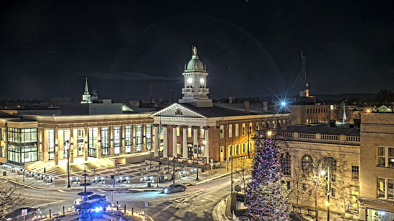 Thumbnail for current weather camera view from Franklin County 11-30 Visitors Center in Chambersburg, Pennsylvania