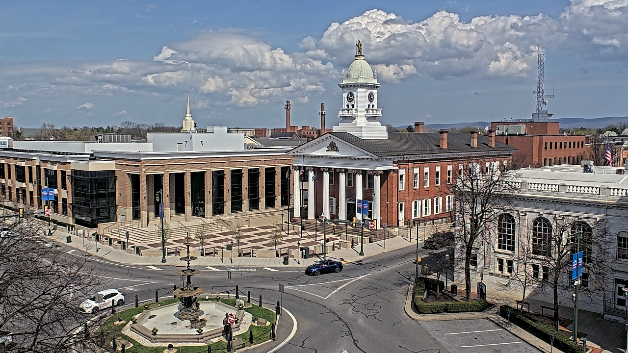 Thumbnail for current weather camera view from Franklin County 11-30 Visitors Center in Chambersburg, Pennsylvania