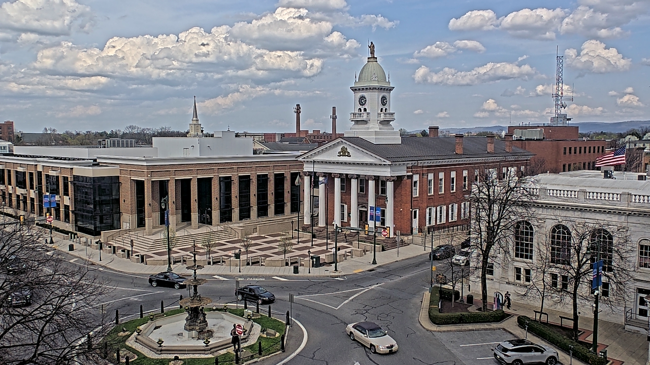 Thumbnail for current weather camera view from Franklin County 11-30 Visitors Center in Chambersburg, Pennsylvania