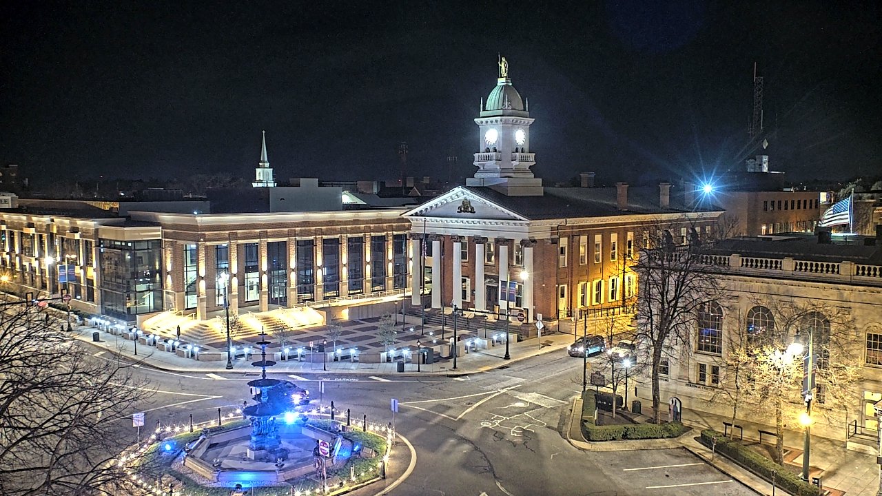 Thumbnail for current weather camera view from Franklin County 11-30 Visitors Center in Chambersburg, Pennsylvania