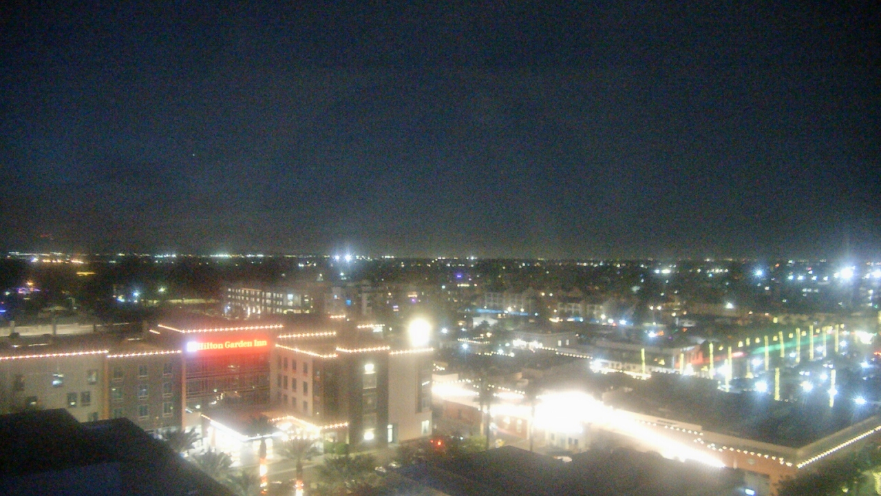 Thumbnail for current weather camera view from Chandler Courthouse Plaza in Chandler, Arizona