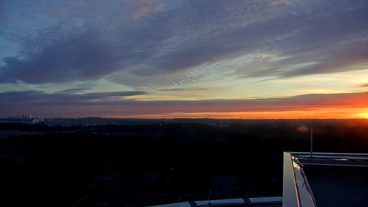 Thumbnail for current weather camera view from Steven F. Udvar-Hazy Center in Chantilly, Virginia