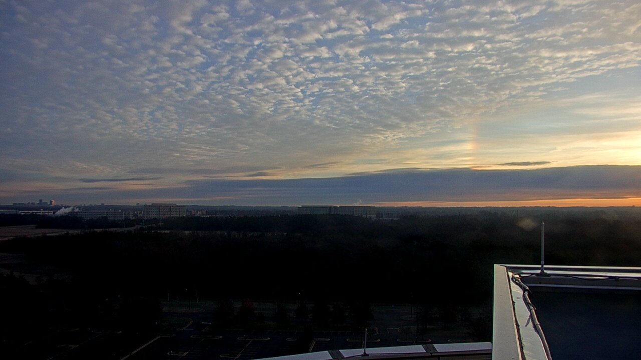 Thumbnail for current weather camera view from Steven F. Udvar-Hazy Center in Chantilly, Virginia