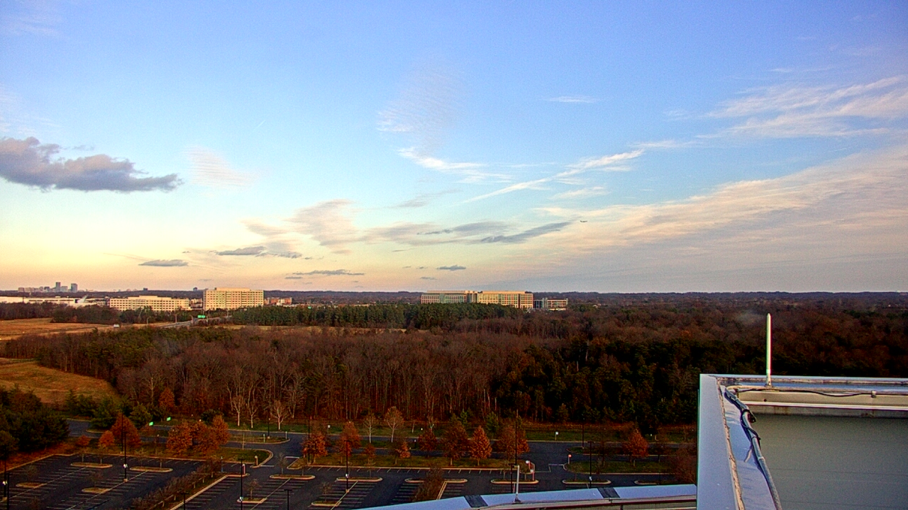 Thumbnail for current weather camera view from Steven F. Udvar-Hazy Center in Chantilly, Virginia