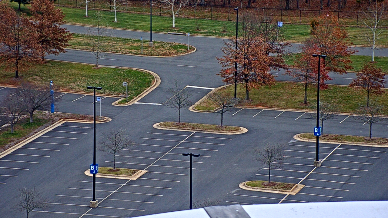 Thumbnail for current weather camera view from Steven F. Udvar-Hazy Center in Chantilly, Virginia