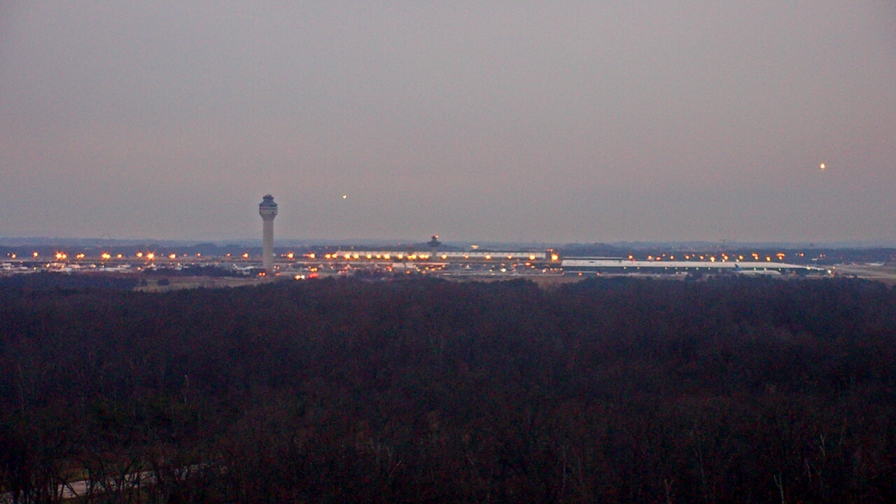Thumbnail for current weather camera view from Steven F. Udvar-Hazy Center in Chantilly, Virginia