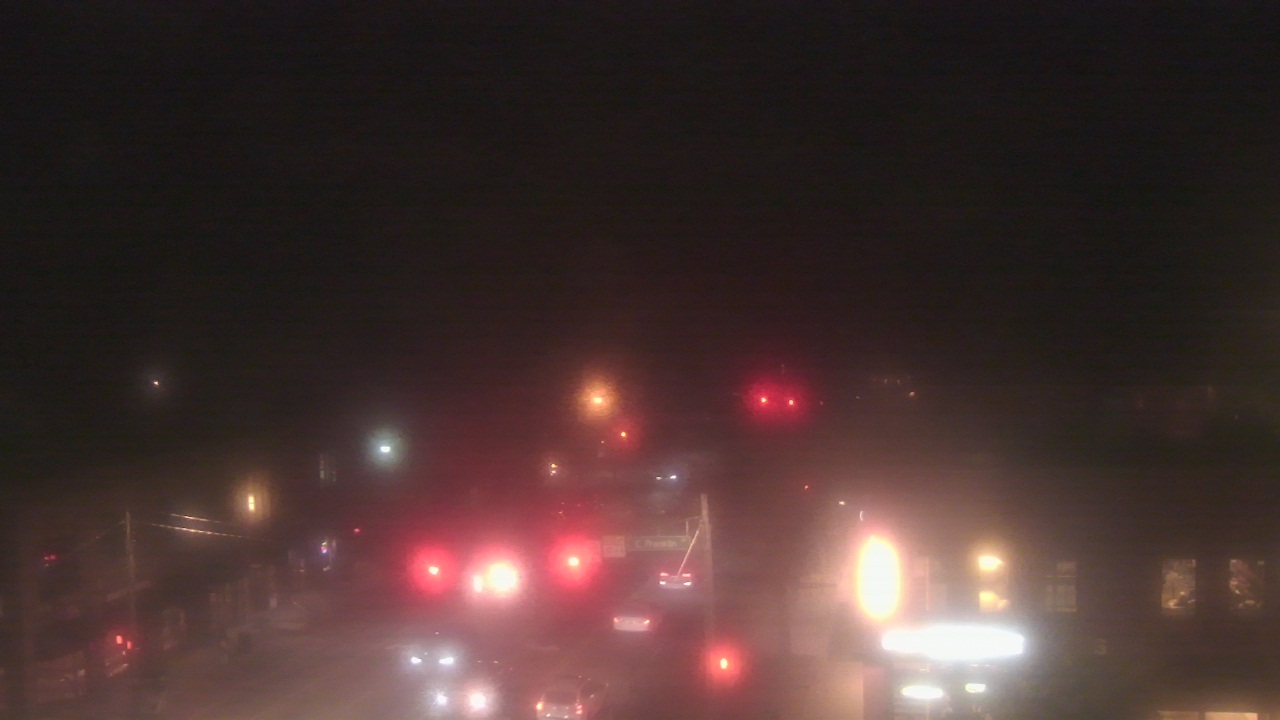 Thumbnail for current weather camera view from Top of the Hill Restaurant in Chapel Hill, North Carolina