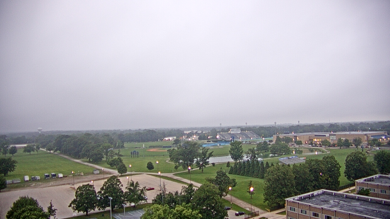 Thumbnail for current weather camera view from Eastern Illinois University in Charleston, Illinois