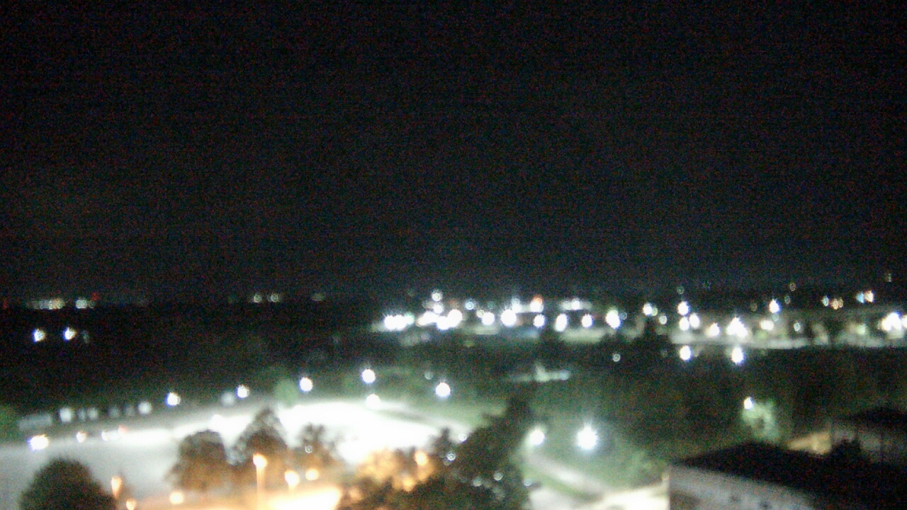 Thumbnail for current weather camera view from Eastern Illinois University in Charleston, Illinois