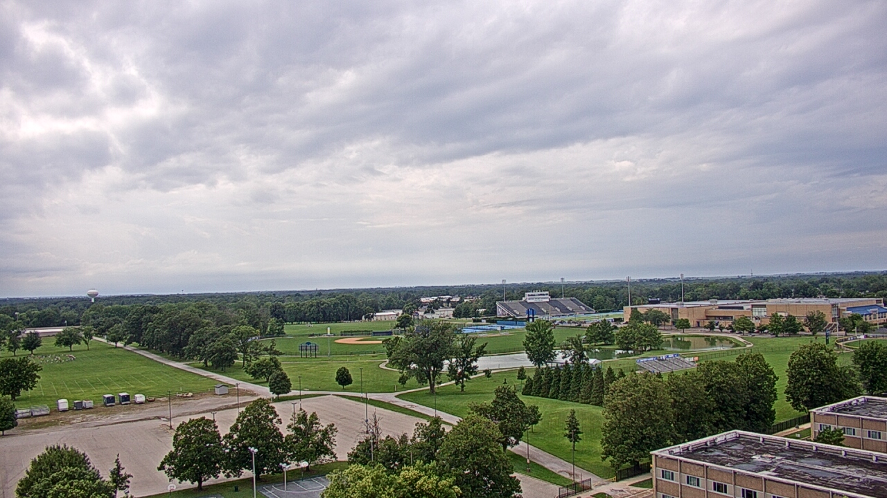 Thumbnail for current weather camera view from Eastern Illinois University in Charleston, Illinois