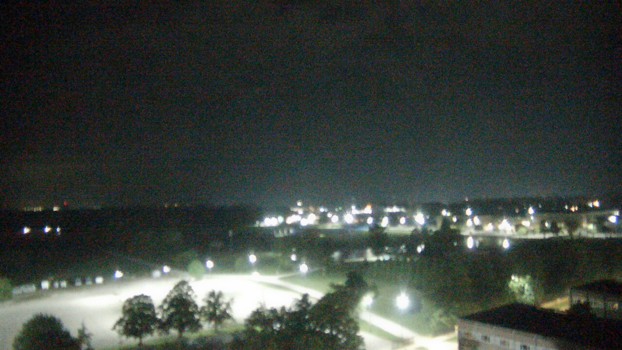 Thumbnail for current weather camera view from Eastern Illinois University in Charleston, Illinois