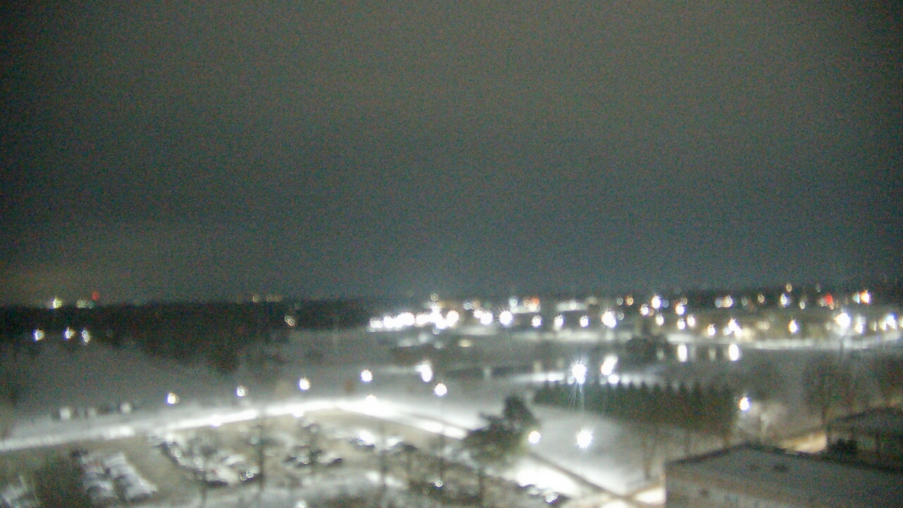 Thumbnail for current weather camera view from Eastern Illinois University in Charleston, Illinois