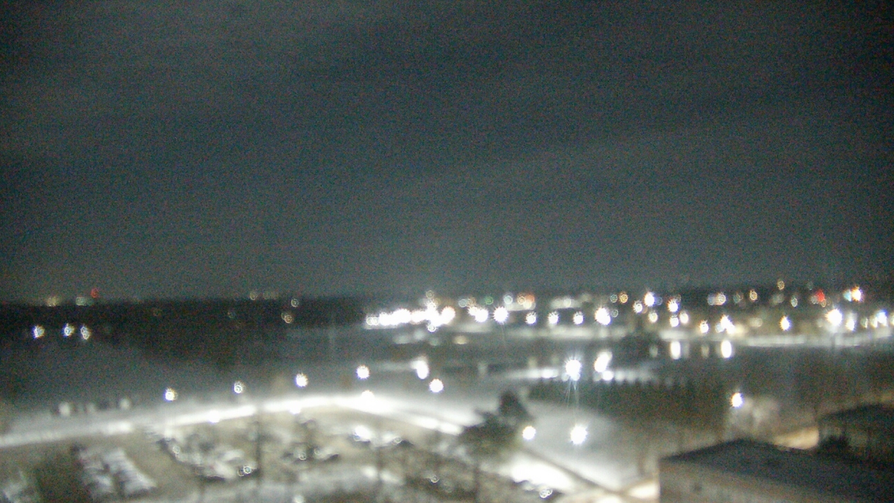 Thumbnail for current weather camera view from Eastern Illinois University in Charleston, Illinois
