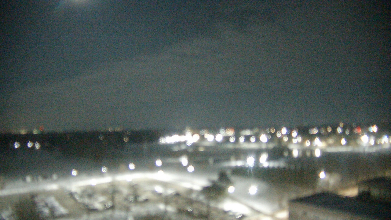 Thumbnail for current weather camera view from Eastern Illinois University in Charleston, Illinois