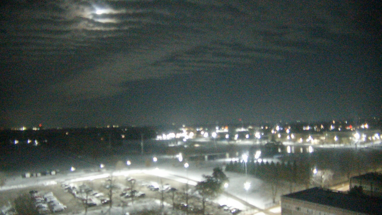 Thumbnail for current weather camera view from Eastern Illinois University in Charleston, Illinois