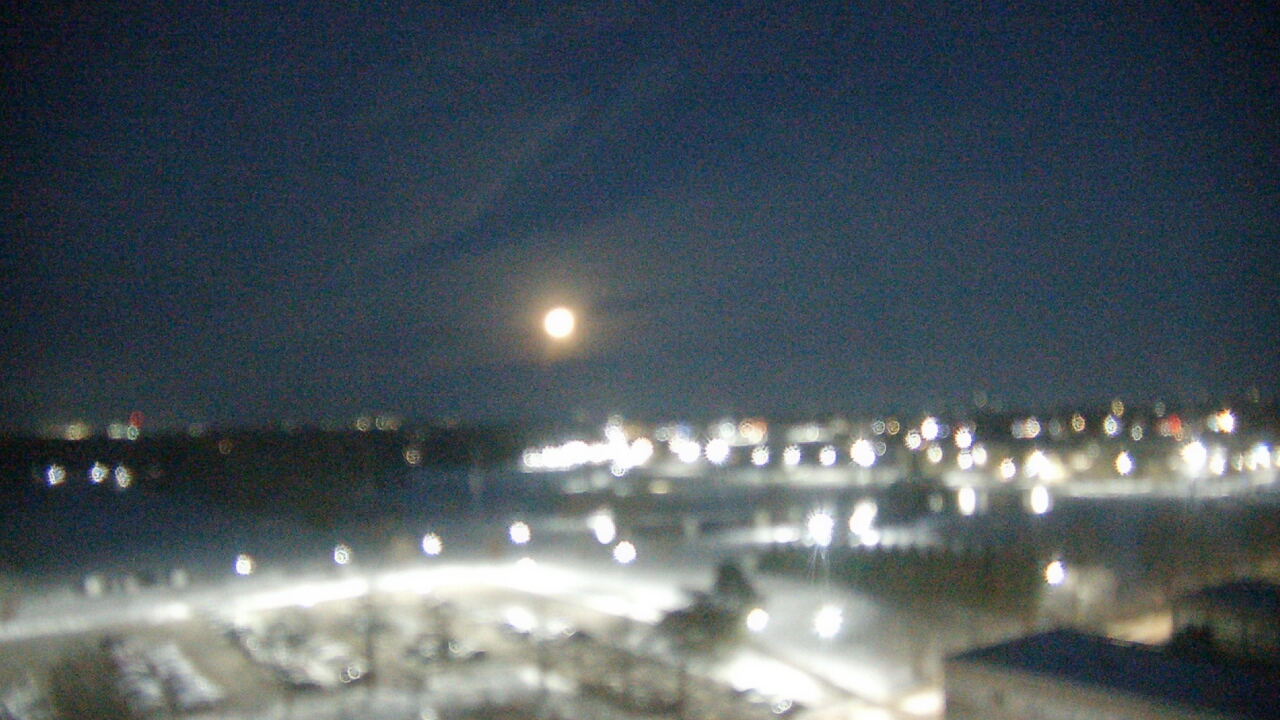 Thumbnail for current weather camera view from Eastern Illinois University in Charleston, Illinois